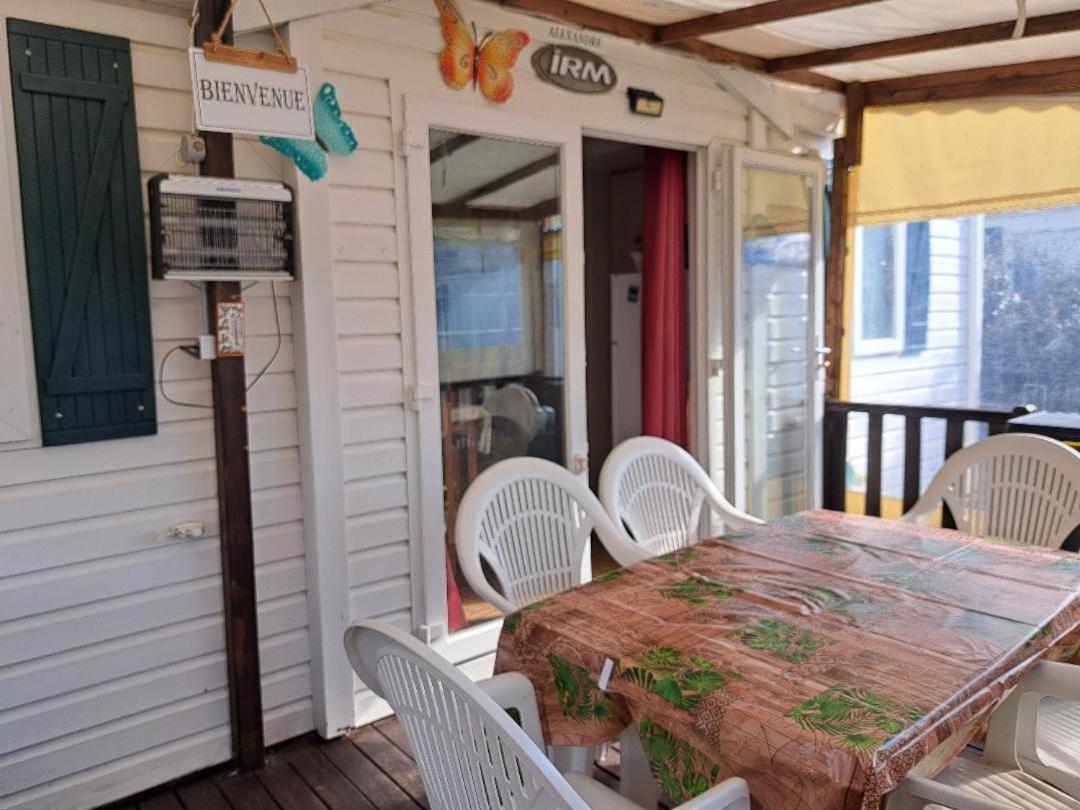 Mobile Home Tout Confort Alexandre La Roque-d'Antheron Eksteriør billede